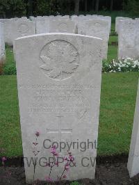 Etaples Military Cemetery - Dusenbury, Frank W.